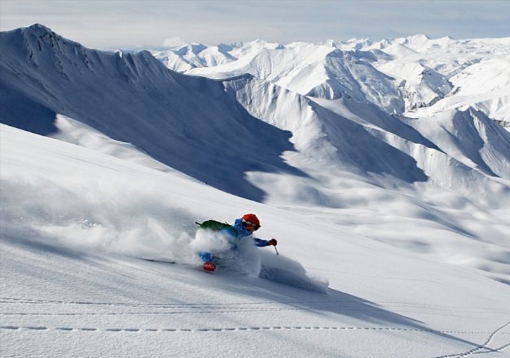 Ski tour in Gudauri